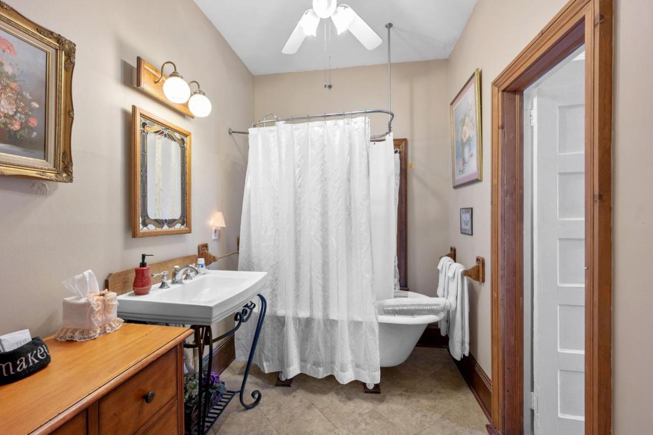 Goodbread House Bed And Breakfast Saint Marys Zimmer foto